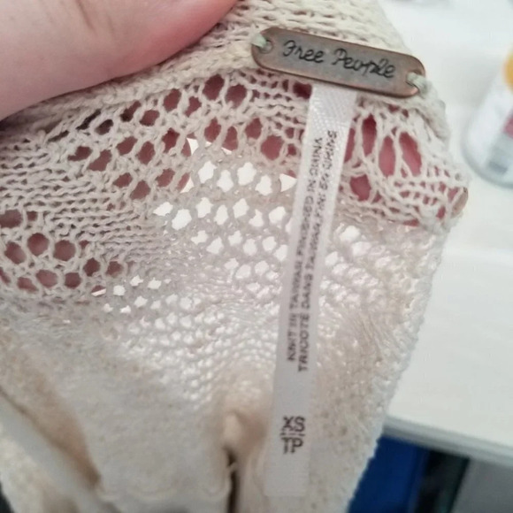 FREE people cotton knit long cream button cardigan XS - Picture 4 of 13